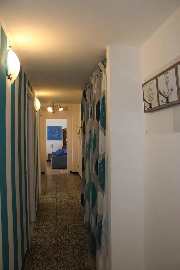 Apartment Appartamento Sunflower Levanto